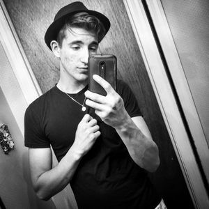 Meet your Posher, Blaine